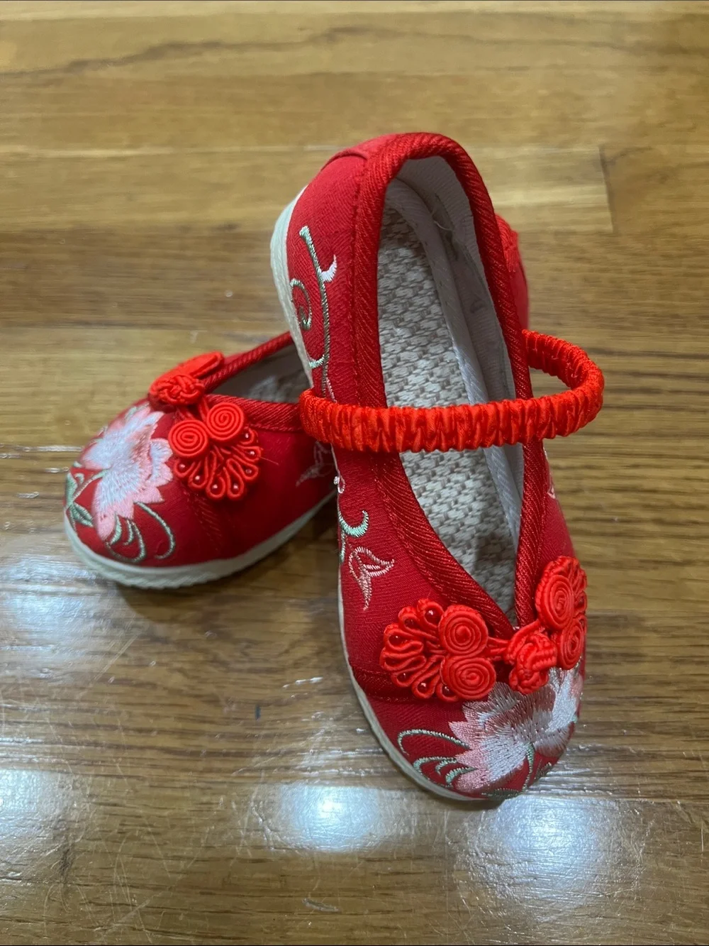 Girls Red Embroidered Mary Jane Slip-On Shoes